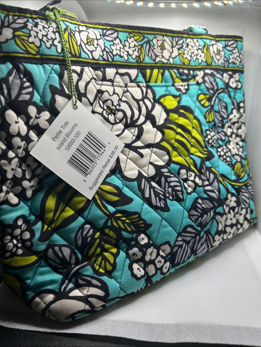 NWT Vera Bradley Island Blooms Quilted Tote Bag Turquoise Lime Floral Retired